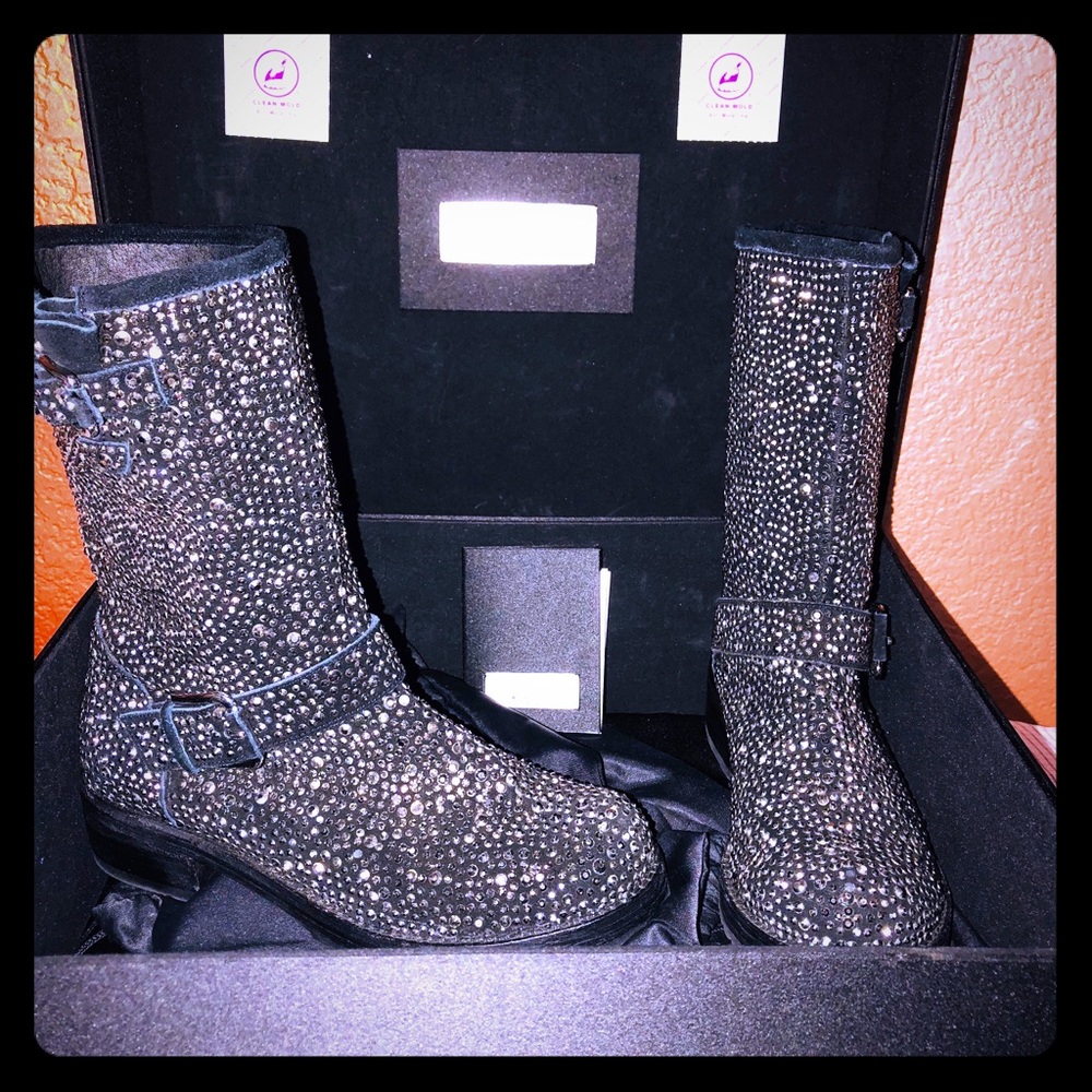 ZIGIny suede studded boots